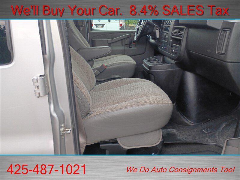 Used 2020 Chevrolet Express 3500 LS RWD image 23