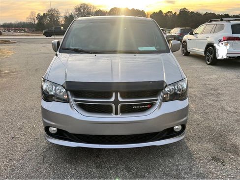 Used 2018 Dodge Grand Caravan GT image 8
