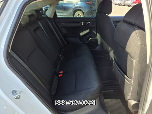 Used 2022 Honda Civic EX image 18