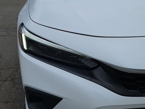 Used 2023 Honda Civic EX-L image 10