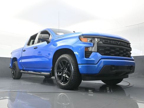 Used 2025 Chevrolet Silverado 1500 Custom w/ Turbomax Blackout Package RWD image 57