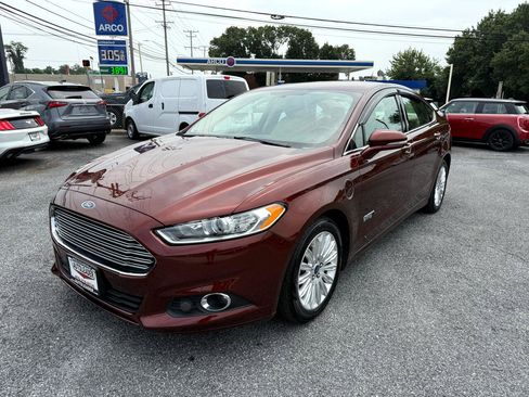 Used 2016 Ford Fusion Energi SE image 26