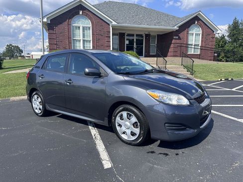 Used 2010 Toyota Matrix w/ PWR Pkg FWD image 10