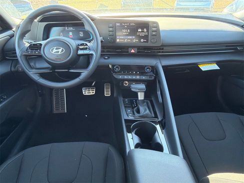 New 2026 Hyundai Elantra SEL Sport image 22