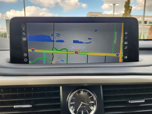 Used 2022 Lexus RX 350L FWD w/ Premium Package image 16