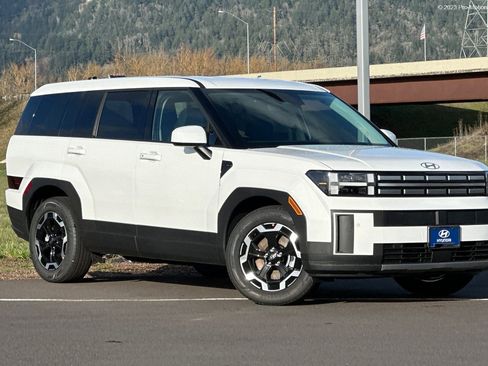 Used 2025 Hyundai Santa Fe SE image 1