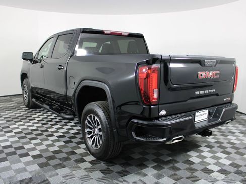 Used 2021 GMC Sierra 1500 AT4 AWD/4WD image 6