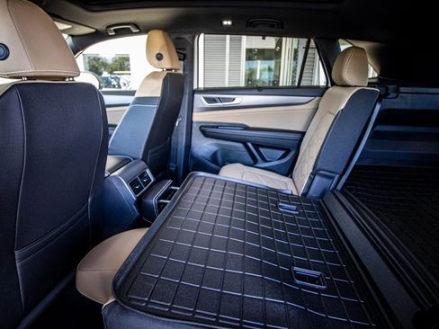 New 2026 Volkswagen Atlas Cross Sport SE image 46