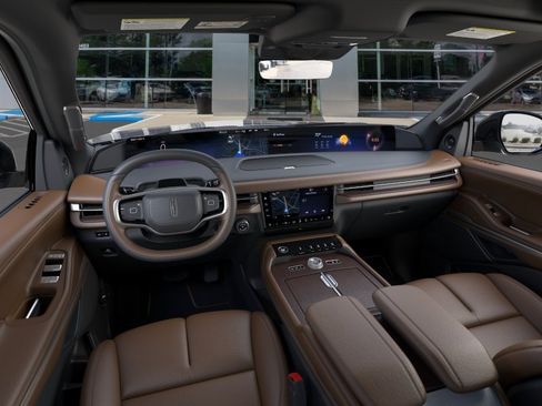 New 2026 Lincoln Navigator Reserve AWD/4WD image 9