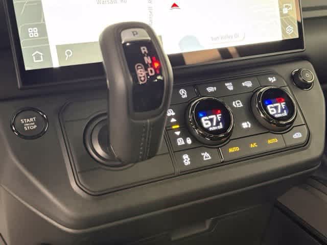 New 2026 Land Rover Defender 110 OCTA AWD/4WD image 27