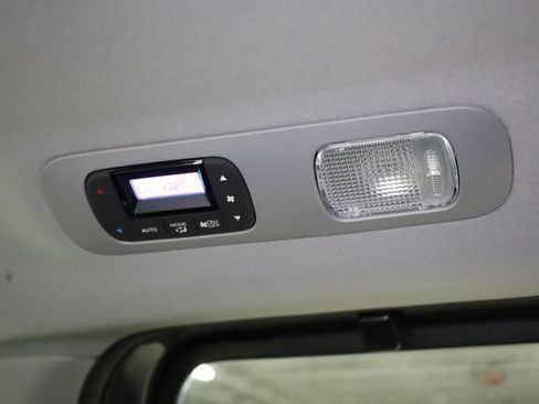 Used 2023 Honda Odyssey Elite image 33