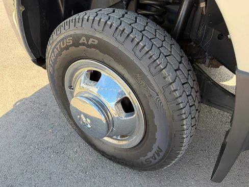 Used 2013 RAM 3500 Big Horn image 23