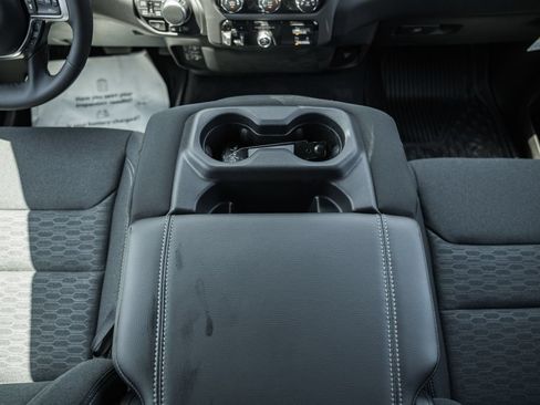 New 2026 RAM 1500 Big Horn AWD/4WD image 30