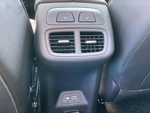 Used 2021 Buick Envision Avenir image 10