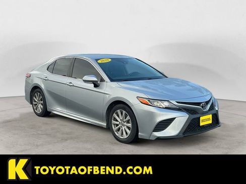 Used 2020 Toyota Camry SE image 7