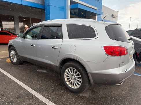 Used 2012 Buick Enclave Leather w/ Trailering Provision Package image 3