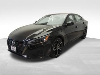 Used 2024 Nissan Altima 2.5 SR FWD video 1
