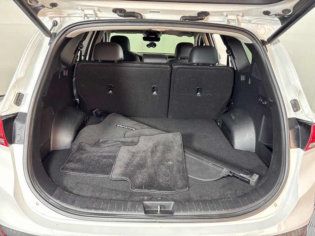 Used 2023 Hyundai Santa Fe SEL w/ Premium Package FWD image 26