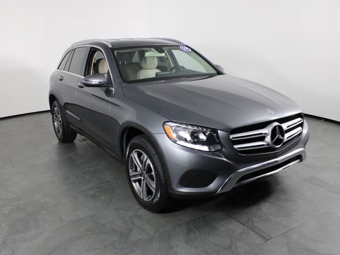 Used 2019 Mercedes-Benz GLC 300 image 12
