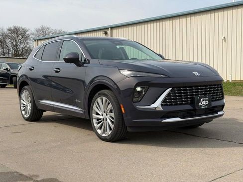 New 2026 Buick Envision Avenir image 1