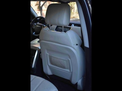 Used 2017 Land Rover Range Rover Sport HSE image 26