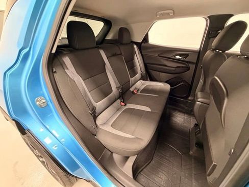 Certified 2025 Chevrolet TrailBlazer LT w/ Convenience Package FWD image 28