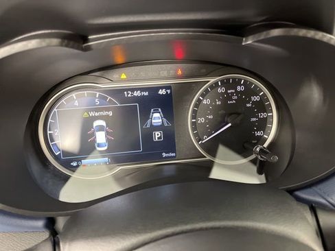 New 2025 Nissan Versa SV w/ Trunk Package FWD image 24
