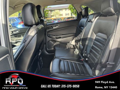 Used 2020 Ford Edge SEL w/ Cold Weather Package AWD/4WD image 27