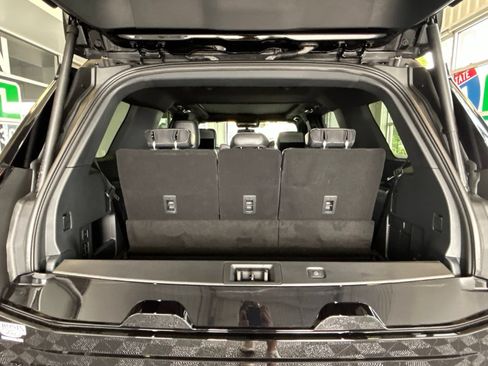 New 2026 Ford Expedition Platinum w/ Stealth Performance Package AWD/4WD image 11