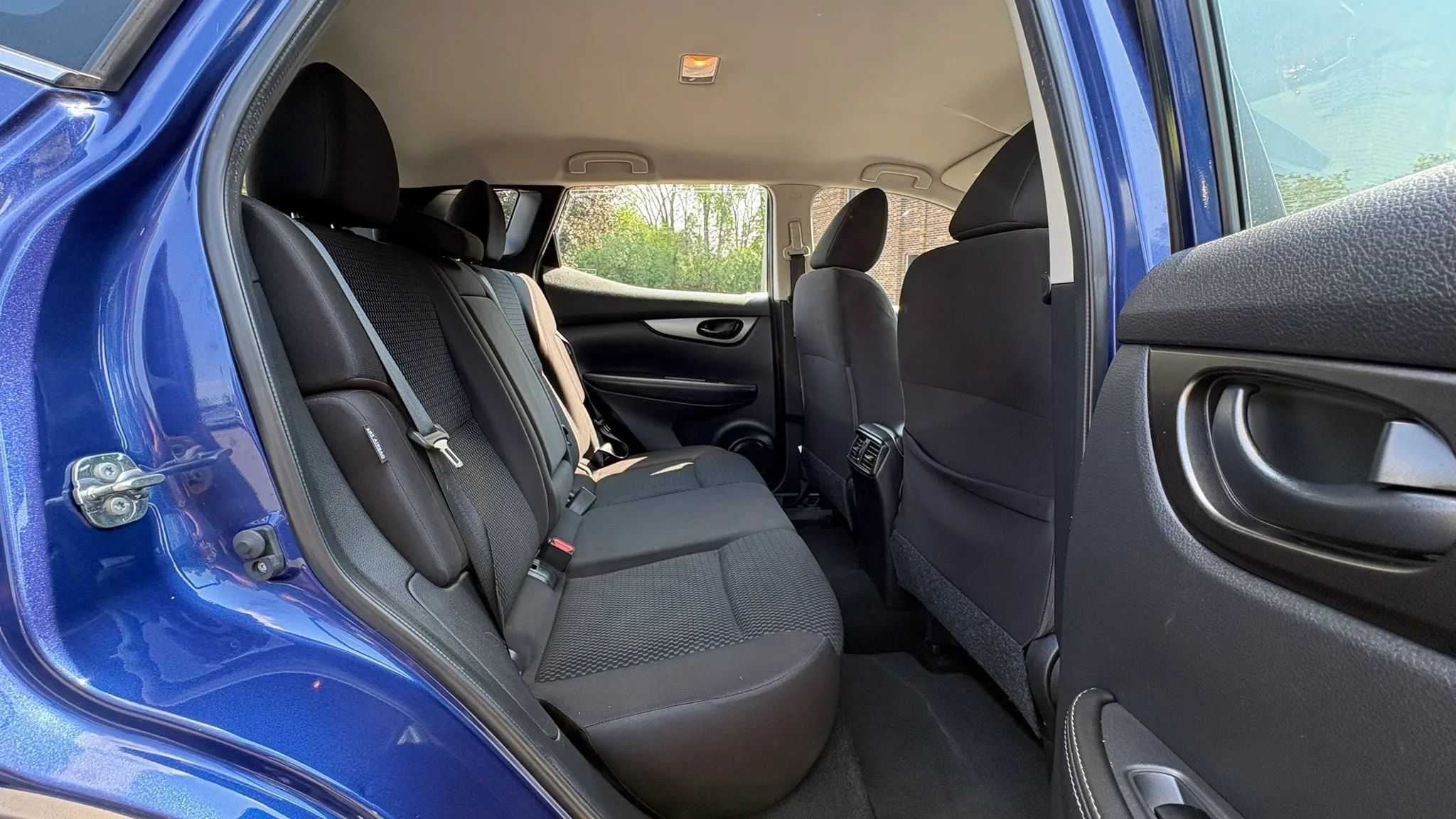 Used 2022 Nissan Rogue Sport S FWD image 33