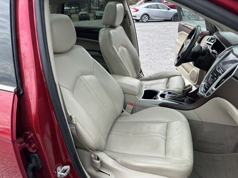 Used 2016 Cadillac SRX Premium image 17