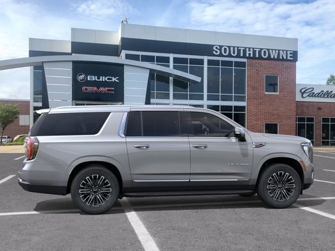 New 2026 GMC Yukon XL Elevation w/ Elevation Premium Package AWD/4WD image 29