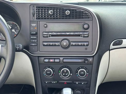 Used 2010 Saab 9-3 Aero w/ Aero Premium Package image 30