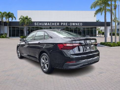 Certified 2024 Volkswagen Jetta SE FWD image 5