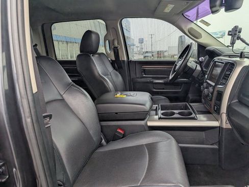 Used 2015 RAM 2500 Laramie image 4