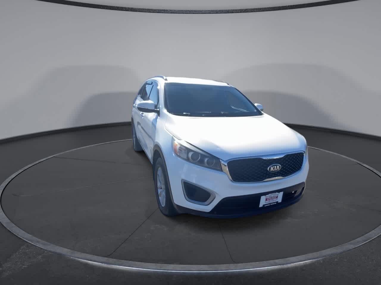 Used 2018 Kia Sorento AWD image 3