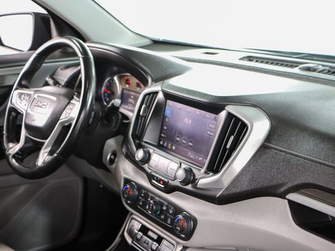 Used 2023 GMC Terrain SLT image 25