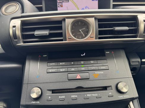 Used 2015 Lexus IS 250 image 18