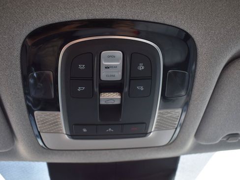 Used 2021 Hyundai Palisade Limited FWD image 43