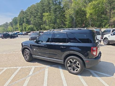 Used 2022 Ford Bronco Sport Outer Banks w/ Tech Package image 4