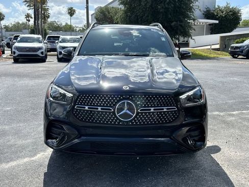 Used 2025 Mercedes-Benz GLE 450 4MATIC image 3