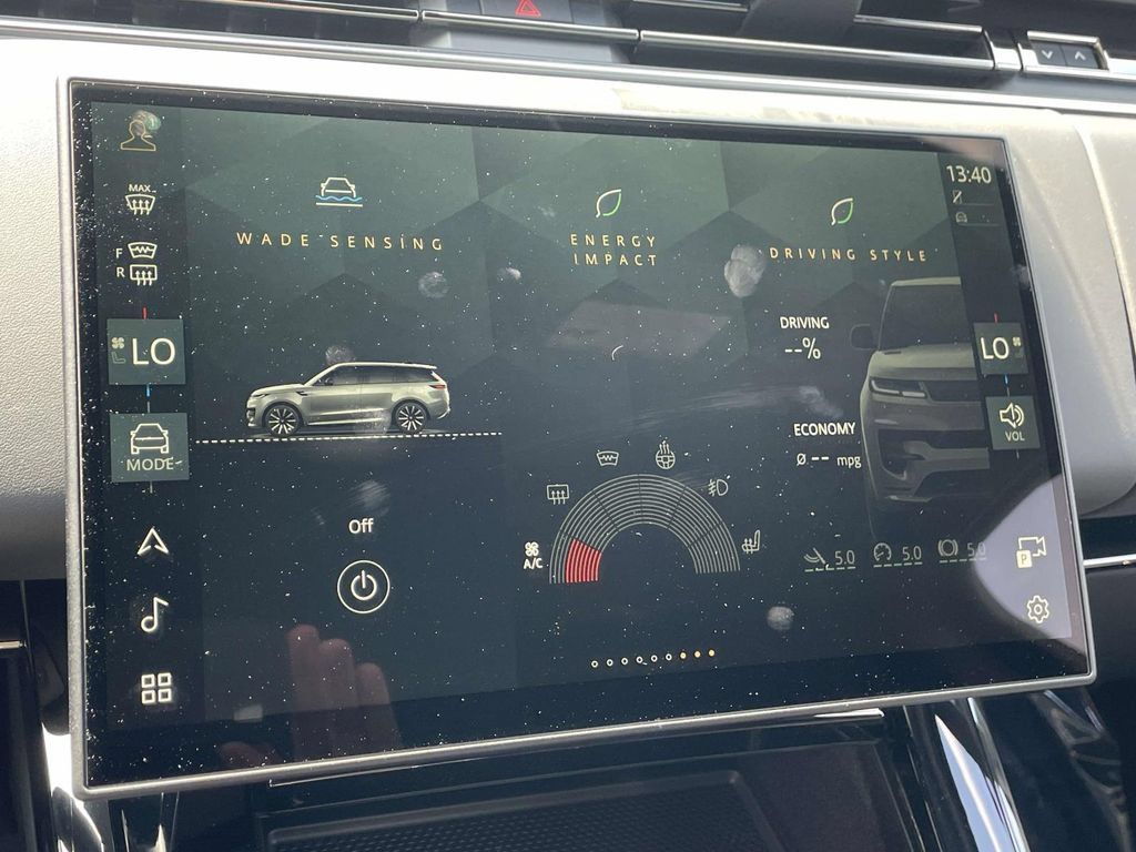 New 2026 Land Rover Range Rover Sport Dynamic SE AWD/4WD image 26