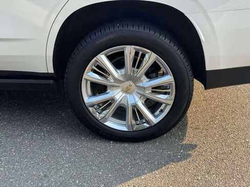 Used 2023 Chevrolet Tahoe High Country w/ Premium Package 2 AWD/4WD image 11