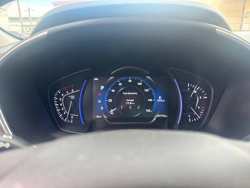 Used 2020 Hyundai Santa Fe SEL w/ Cargo Package FWD image 19