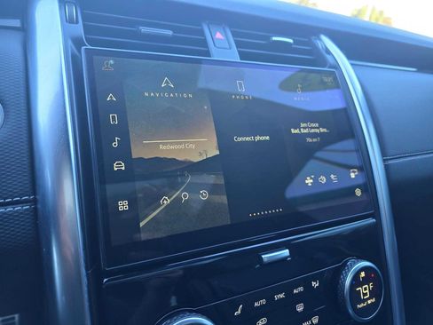 Used 2023 Land Rover Discovery S R-Dynamic image 36