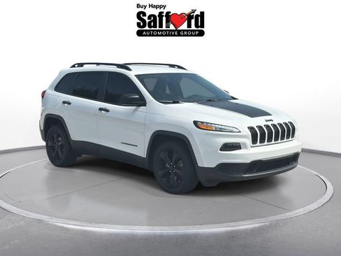Used 2016 Jeep Cherokee Sport FWD image 16
