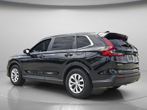 Used 2025 Honda CR-V LX image 8