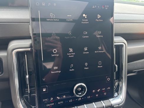New 2026 GMC Yukon Denali w/ Denali Reserve Package AWD/4WD image 24