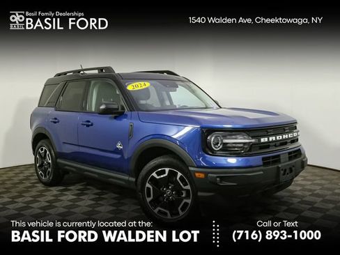 Used 2024 Ford Bronco Sport Outer Banks w/ Tech Package AWD/4WD image 1