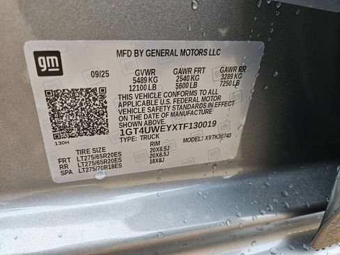 New 2026 GMC Sierra 3500 Denali w/ Denali Reserve Package image 32